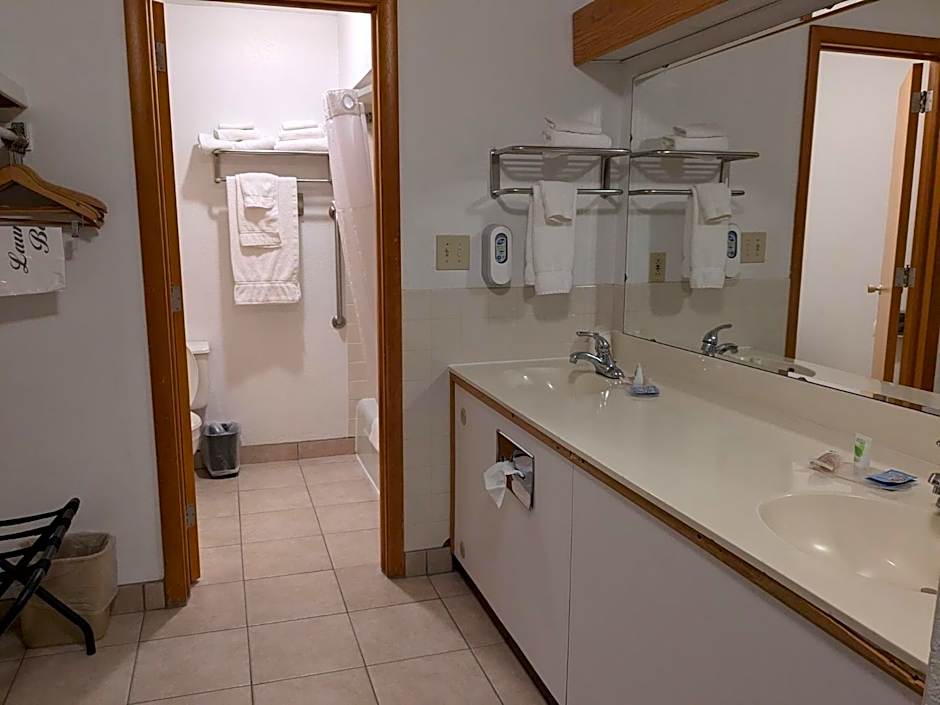 Magnuson Copper Crown