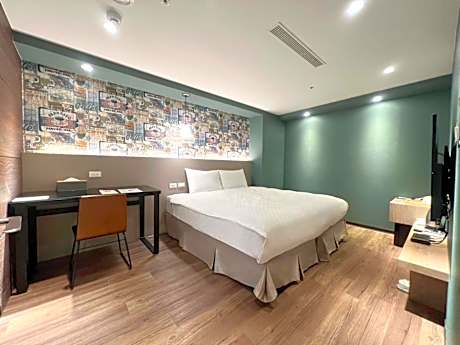 Deluxe Double Room No Window