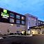 HOLIDAY INN EXPRESS AND SUITES BRIGHTON
