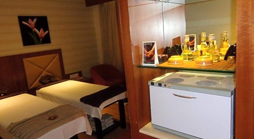 Ramada by Wyndham Ahmedabad