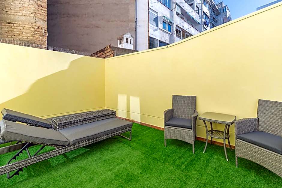 Gorgeous Apt with a Large Private Terrace