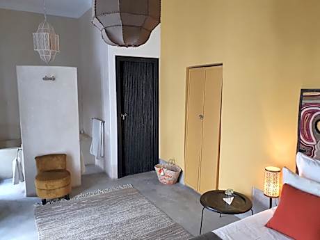 Chapter 1 Double Room