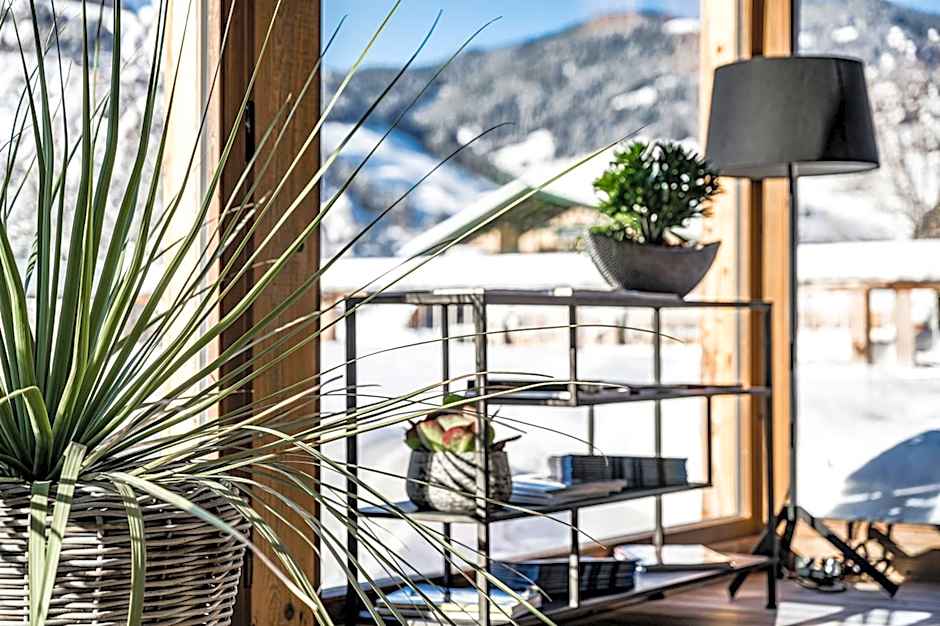 ALMMONTE SENSUM SUITES - Funky Living Hotel