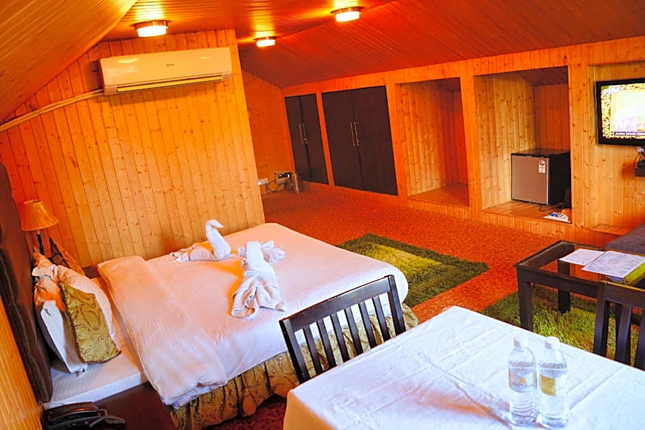 Hotel Pine Spring Gulmarg