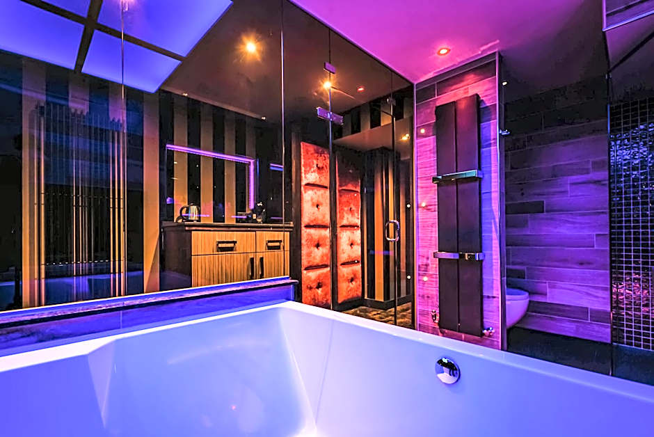 Church Suites by The Cranleigh Boutique