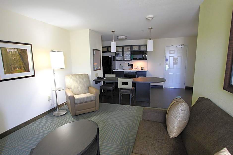 Candlewood Suites Greenville By IHG