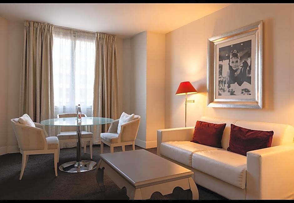 Hotel Renoir