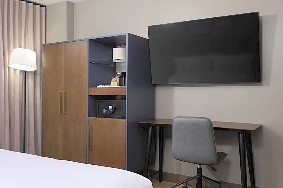 Four Points by Sheraton Englewood Centennial Airport