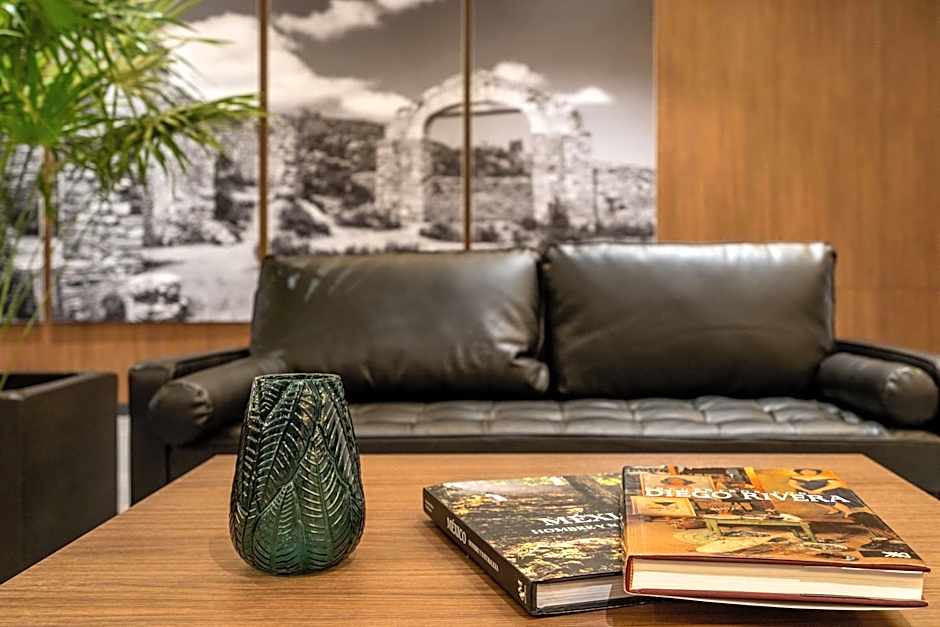 City Express Plus by Marriott San Luis Potosí