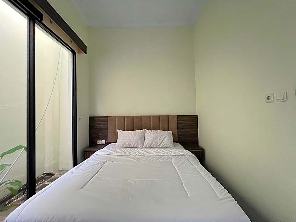 Nofrah House Syariah Mitra RedDoorz