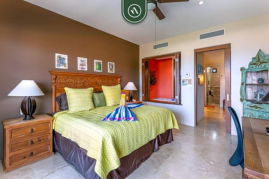 2BR Condo - Private Patio - Ocean View