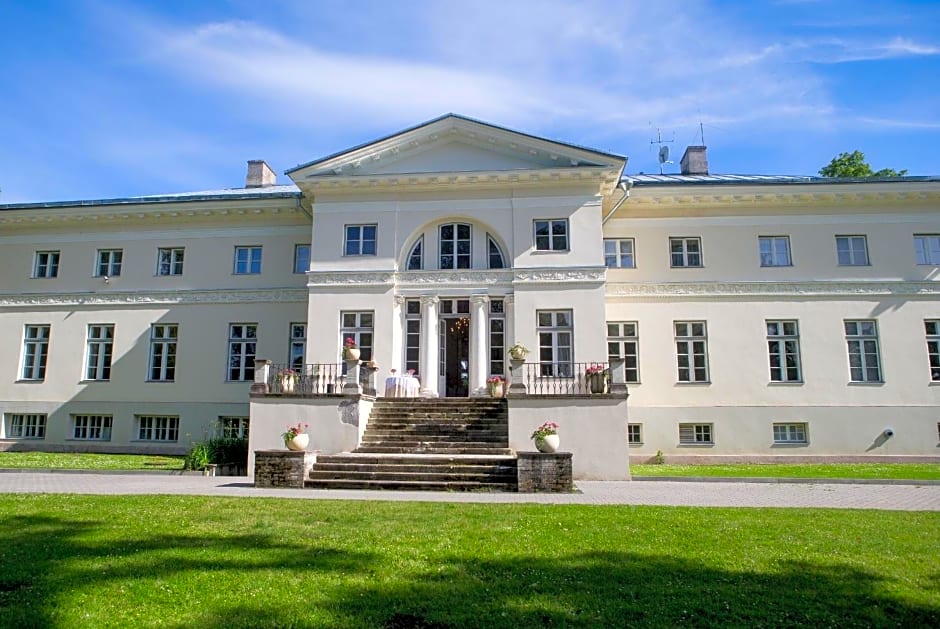 Saku Manor & Beerspa