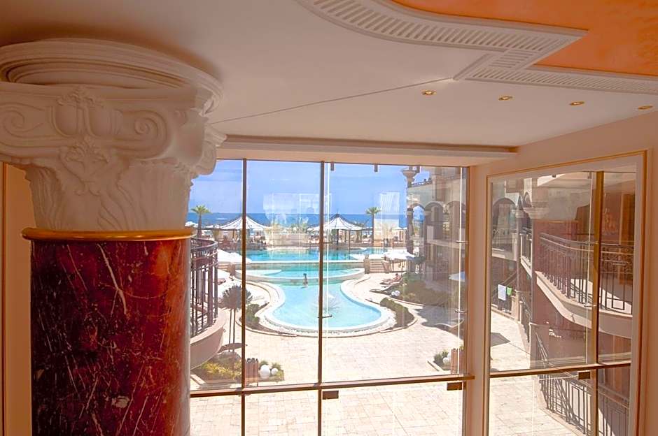 Golden Rainbow Beach Hotel