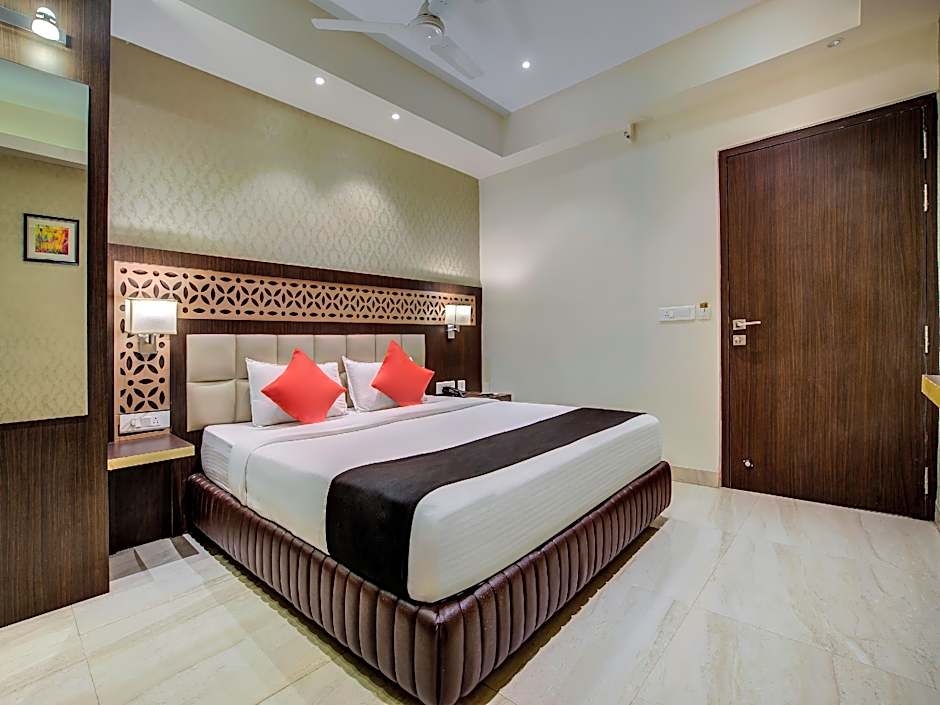 Treebo Tryst Hotel Radiant                                                                 