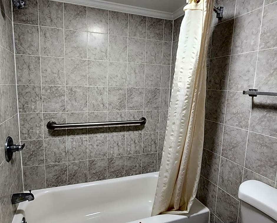 Days Inn by Wyndham Slidell