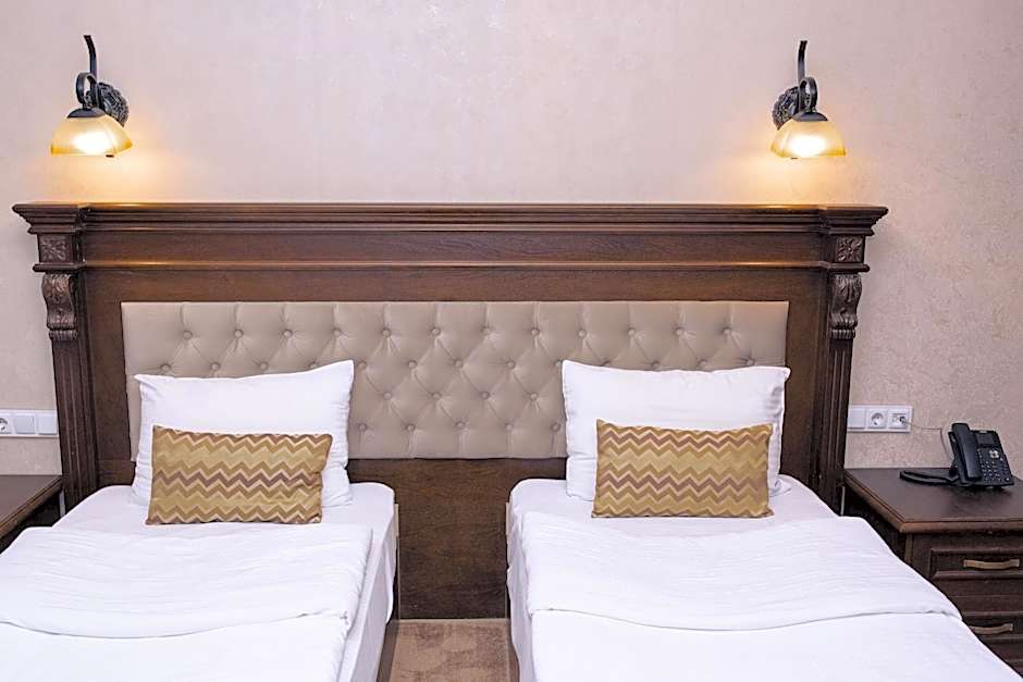 Hotel Imperial House