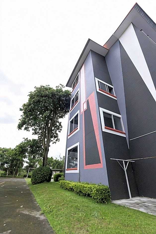 Grand Esie Service Apartment