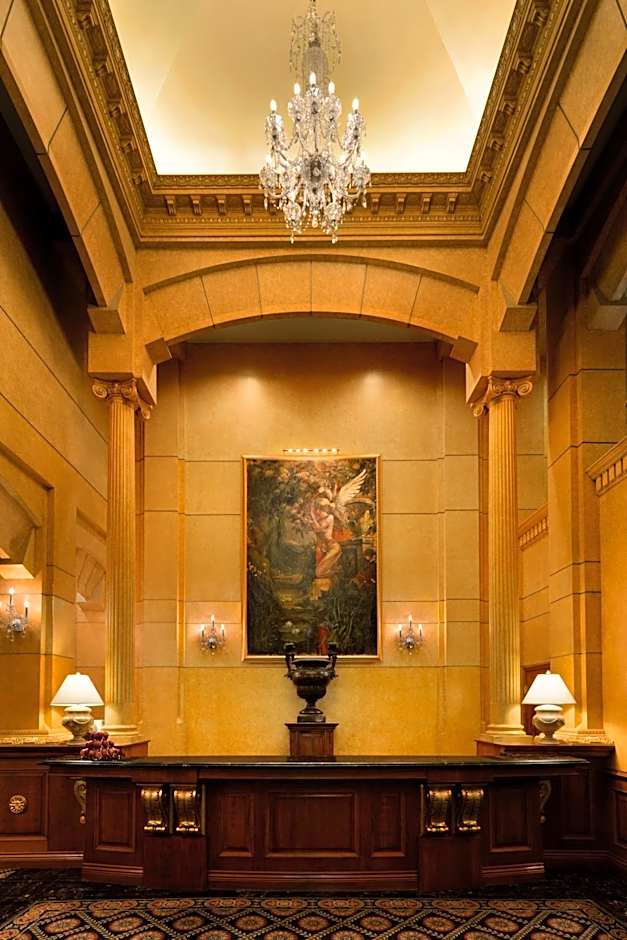 Hotel Le Soleil by Executive Hotels