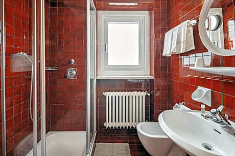 Superior Double Room with Balcony