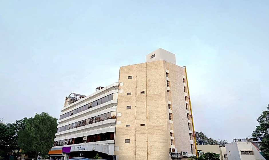 Treebo Sahara Shivaji Nagar