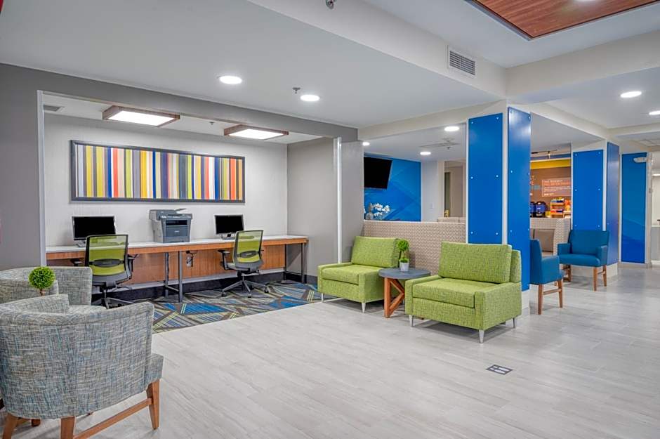 Holiday Inn Express Hotel & Suites Greenville By IHG