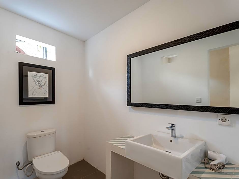 Batu Belig Living Apartment Seminyak