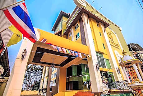 Chour Palace Hotel