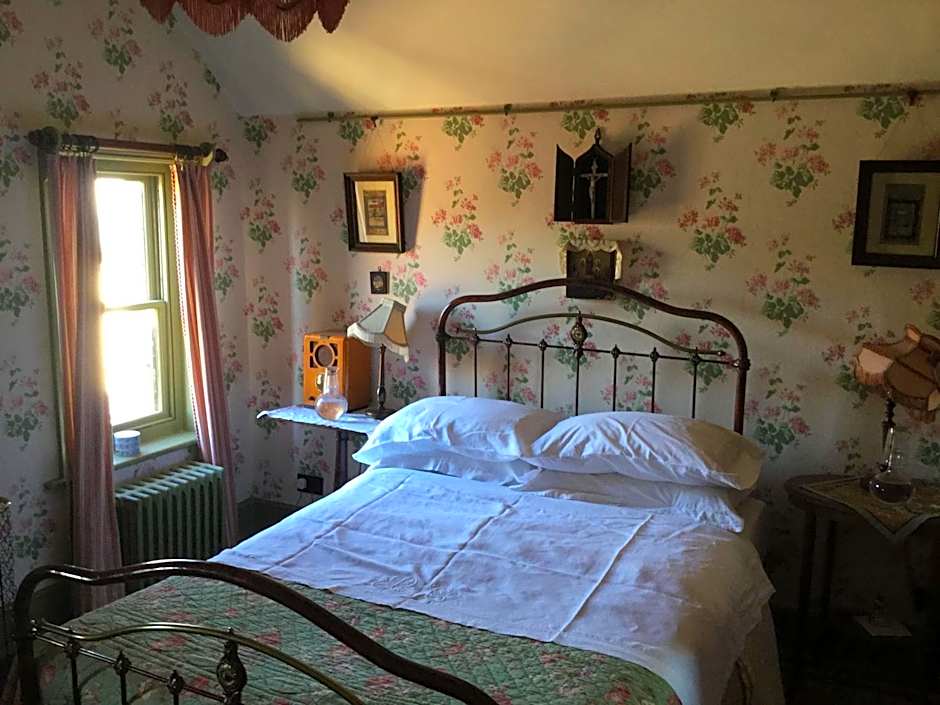 St Benedict - Victorian Bed and Breakfast