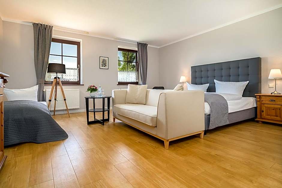 Reetdachhotel - Residenz am Ostufer