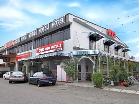 OYO 778 BMW 2 Hotel