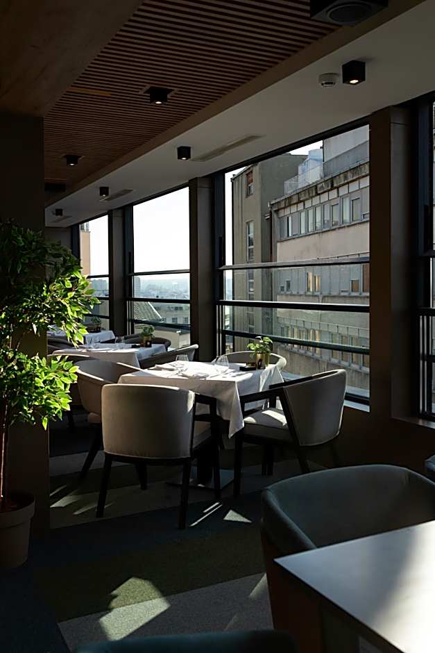 Lumière Hotel Pool & SPA
