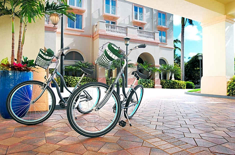 Hilton Naples