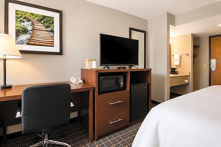Sleep Inn & Suites Madison West
