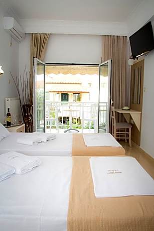 Twin Room with Balcony