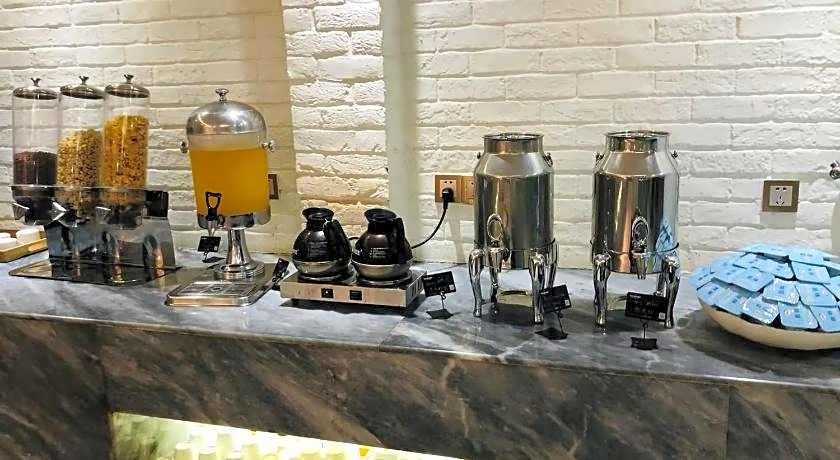 Yiwu Byland Star Hotel