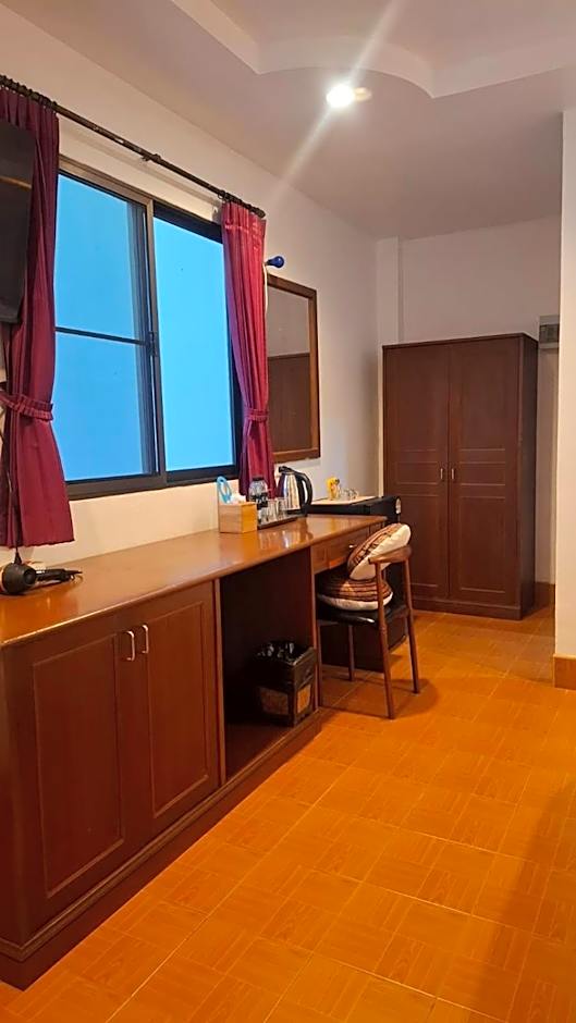 Oceanview Bungalows by EAT, Karon Beach