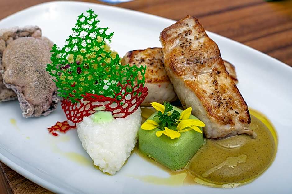 Pacific Kalokairi - Adults Only