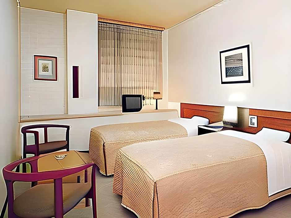 Koriyama Central Hotel