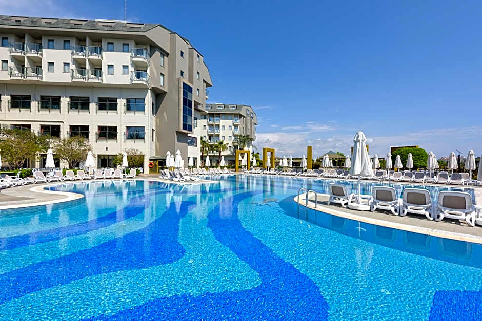 Novum Garden Side Hotel