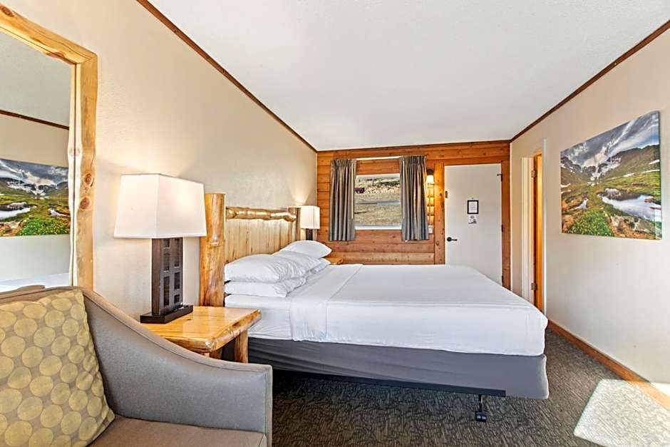 Discovery Lodge