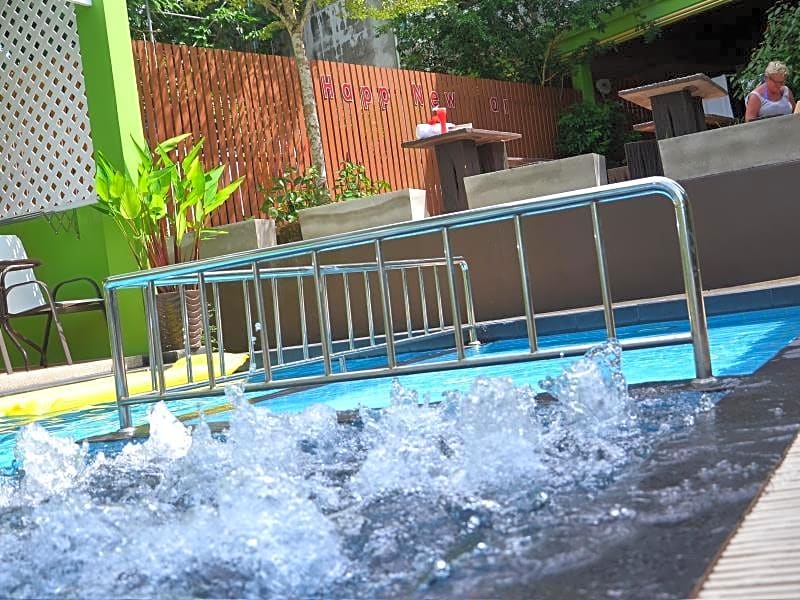 Khaolak C-nior Bungalows