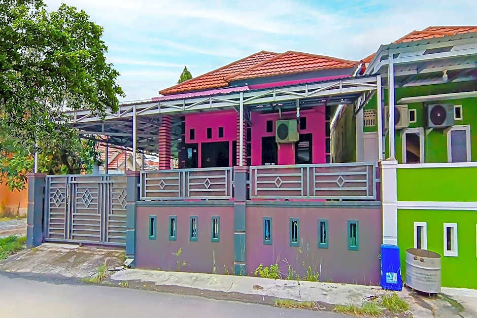 Hotel O Adam Kost SyariahNearWisata Jembatan Barito