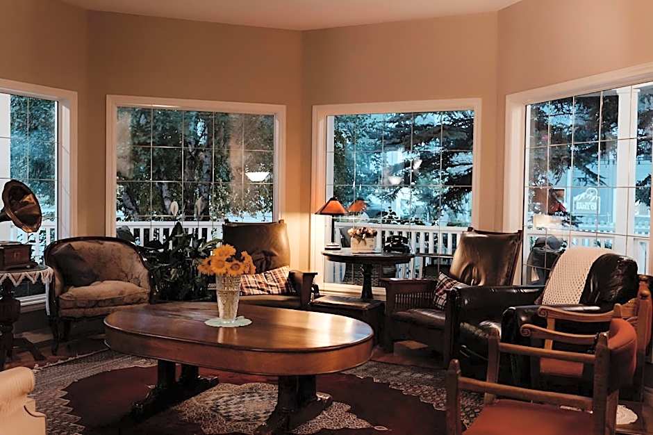 Lady MacDonald Country Inn