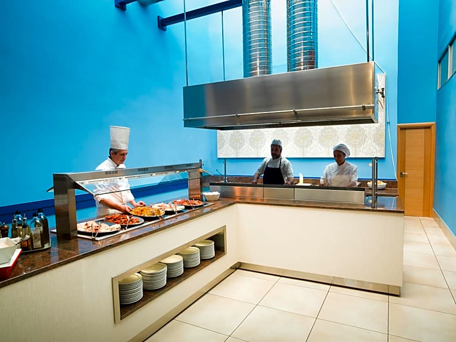 Hotel Monarque Torreblanca