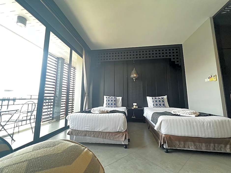 Srisawara Casa Hotel