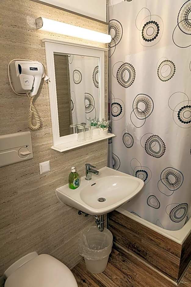 Apparthotel Alte Innbrücke-24Std-Self-Check in-Haustiere Willkommen