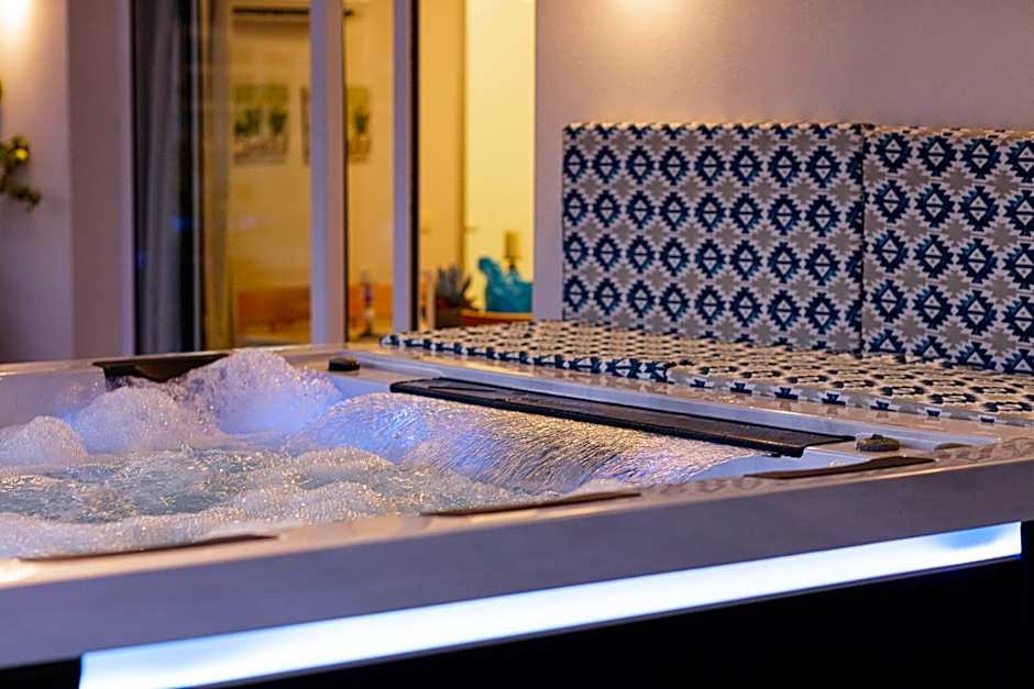 Akrogiali Apartments