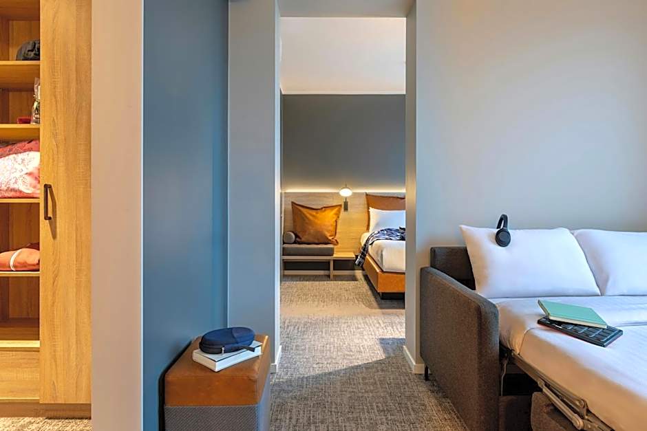 Moxy by Marriott Berlin Ostbahnhof