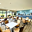 Days Inn & Suites by Wyndham Wynne