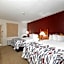 Red Roof Inn & Suites Hazleton